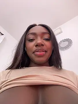 alissradiante1 online show from 04.16.26