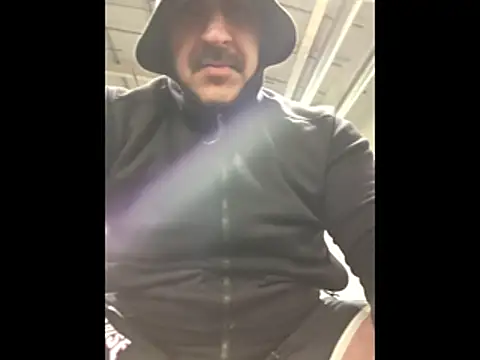 CloudyMuscleBeefy online show from 12.17.25