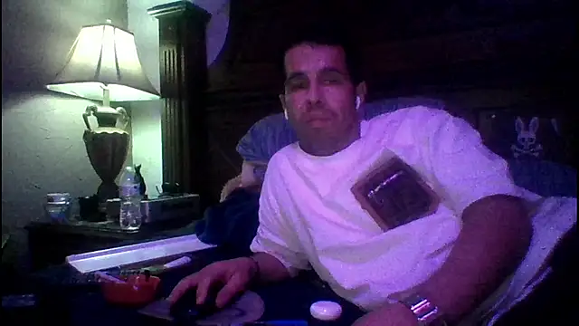 Snapshot of Gc-g chatting on 09.14.25 Gc-g online show from 09.14.25
