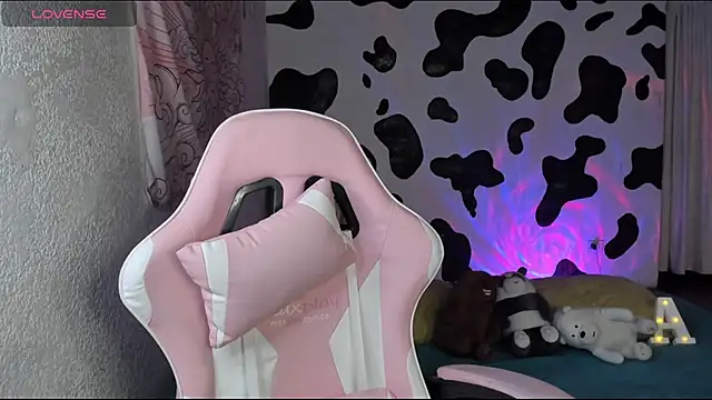 abbie jensen  online show from 02.24.26