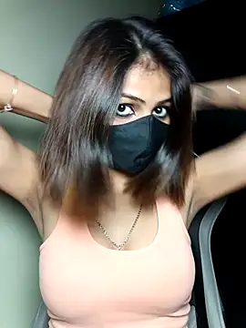 Snapshot of Isha_Sax chatting on 09.11.25 Isha Sax online show from 09.11.25