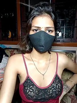 Snapshot of Isha_Sax chatting on 09.23.25 Isha Sax online show from 09.23.25