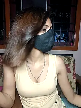 Snapshot of Isha_Sax chatting on 10.06.25 Isha Sax online show from 10.06.25