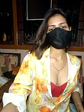 Snapshot of Isha_Sax chatting on 10.13.25 Isha Sax online show from 10.13.25