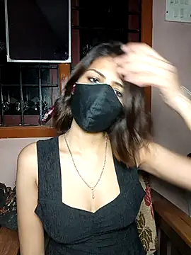 Snapshot of Isha_Sax chatting on 10.21.25 Isha Sax online show from 10.21.25