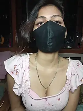 Snapshot of Isha_Sax chatting on 11.09.25 Isha Sax online show from 11.09.25