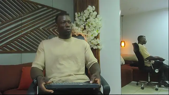 MarcusBlack  online show from 10.06.25