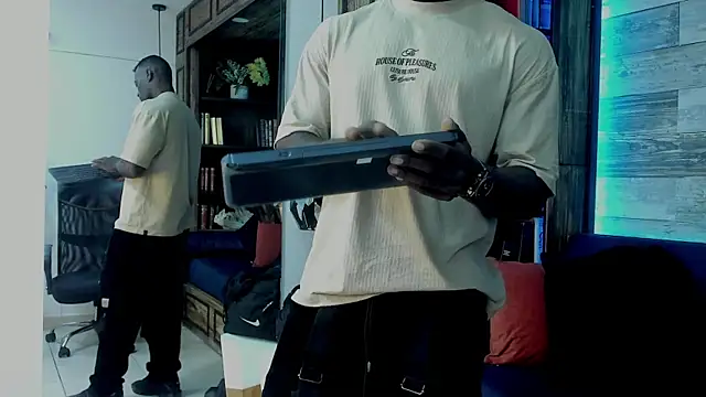 MarcusBlack  online show from 11.28.25