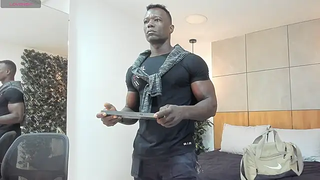 MarcusBlack  online show from 01.12.26