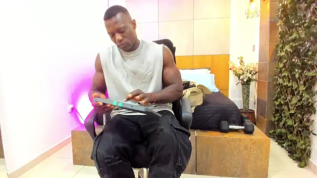 MarcusBlack  online show from 04.10.26