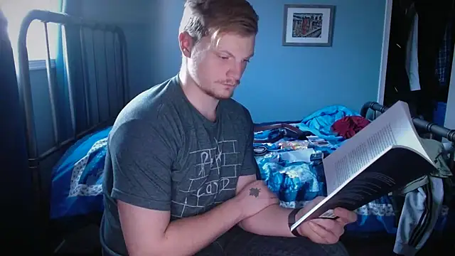 Snapshot of lustylyndon chatting on 02.02.26 lustylyndon online show from 02.02.26