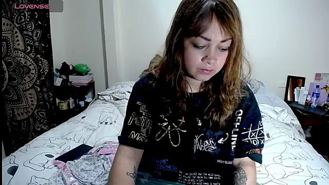 Violet Bosh online show from 11.25.25