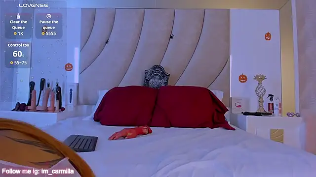 AnnahiBaker online show from 10.21.25