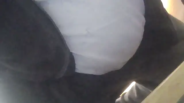 latexsub75 online show from 11.11.25