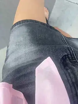 Snapshot of xiaoyuan01 chatting on 10.11.25 xiaoyuan01 online show from 10.11.25