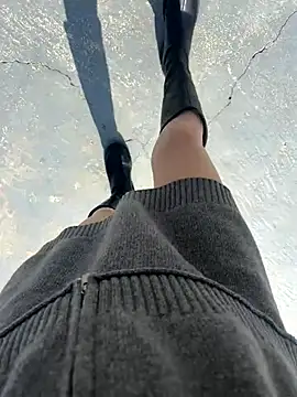 Snapshot of xiaoyuan01 chatting on 10.23.25 xiaoyuan01 online show from 10.23.25