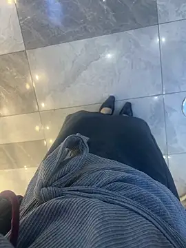 Snapshot of xiaoyuan01 chatting on 11.27.25 xiaoyuan01 online show from 11.27.25