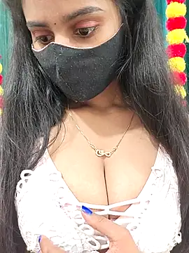 Snapshot of Aanya_hotty chatting on 11.20.25 Aanya hotty online show from 11.20.25