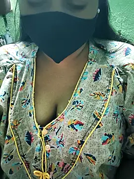 Liyaa 24 online show from 02.13.26