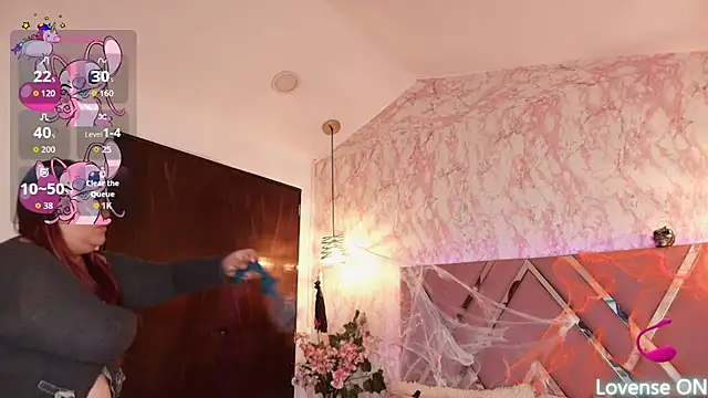 Snapshot of Dolce_pearl chatting on 10.31.25 Dolce pearl online show from 10.31.25