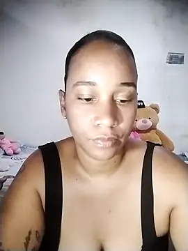 Snapshot of EbonyHorrny chatting on 10.06.25 EbonyHorrny online show from 10.06.25