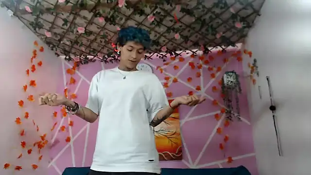 Snapshot of Bastian_boyshot77 chatting on 10.10.25 Bastian boyshot77 online show from 10.10.25