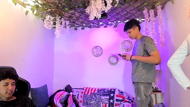 Snapshot of Bastian_boyshot77 chatting on 10.14.25 Bastian boyshot77 online show from 10.14.25