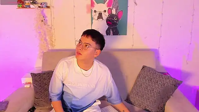 Snapshot of Young_Ben chatting on 05.15.26 Young Ben online show from 05.15.26