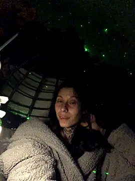 Snapshot of DarkAngelz1 chatting on 11.10.25 DarkAngelz1 online show from 11.10.25