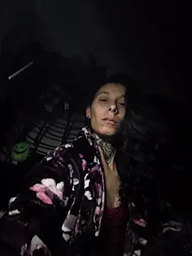 Snapshot of DarkAngelz1 chatting on 11.27.25 DarkAngelz1 online show from 11.27.25