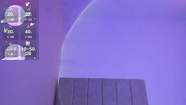 liiamluna  online show from 10.07.25