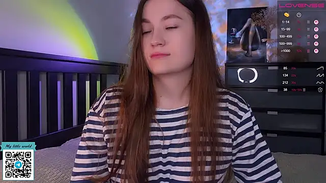 mia here online show from 10.14.25