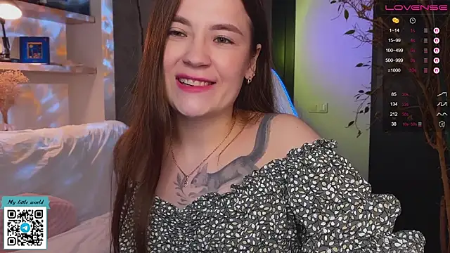 mia here online show from 10.21.25