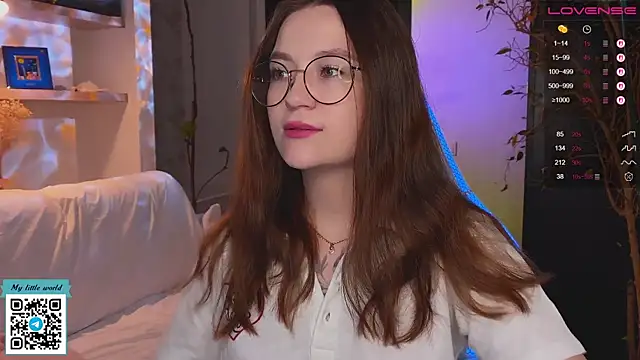 mia here online show from 11.25.25