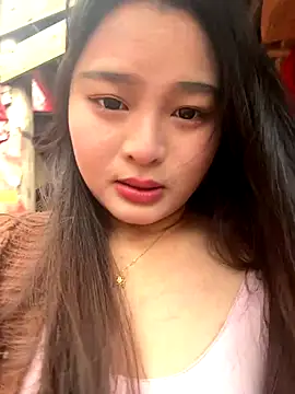 Snapshot of chenyu0308 chatting on 10.21.25 chenyu0308 online show from 10.21.25