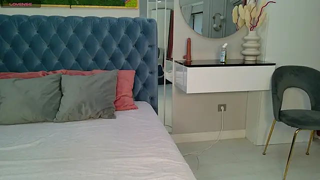 SiennaPierce online show from 02.25.26