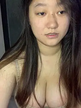 Snapshot of xialuo25 chatting on 09.19.25 xialuo25 online show from 09.19.25