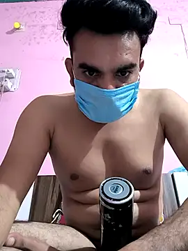 Snapshot of Riyansh_mehta chatting on 10.07.25 Riyansh mehta online show from 10.07.25