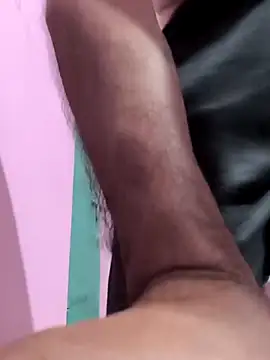 Snapshot of Riyansh_mehta chatting on 12.17.25 Riyansh mehta online show from 12.17.25