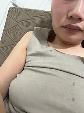 uulove521 online show from 10.29.25