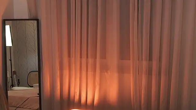 LiaGotti online show from 10.25.25