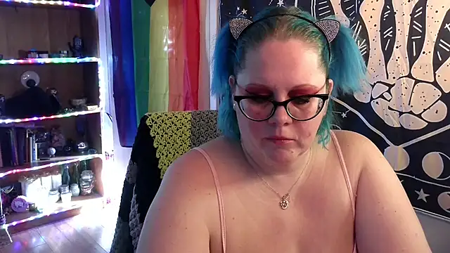 Kinky Witch online show from 11.19.25