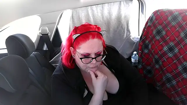 Kinky Witch online show from 02.13.26