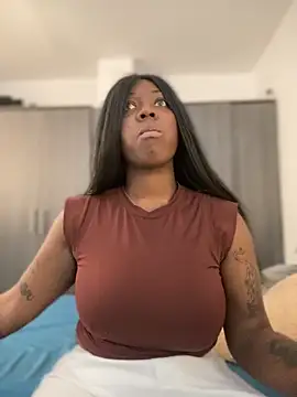 Snapshot of Alexia_24 chatting on 02.05.26 Alexia 24 online show from 02.05.26