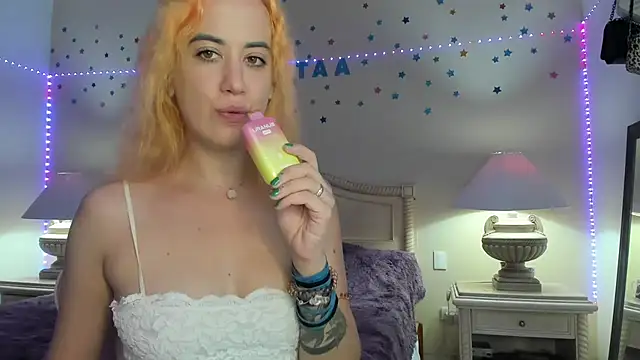 Snapshot of aalokitaa chatting on 09.18.25 aalokitaa online show from 09.18.25