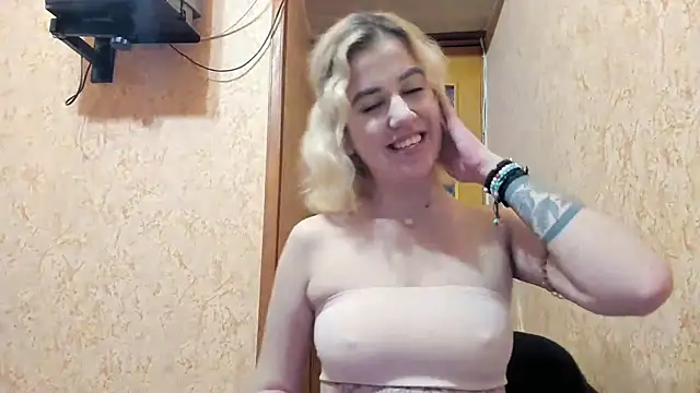 Snapshot of aalokitaa chatting on 02.01.26 aalokitaa online show from 02.01.26