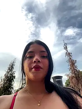 Snapshot of Hailey-Fox chatting on 09.20.25 Hailey-Fox online show from 09.20.25