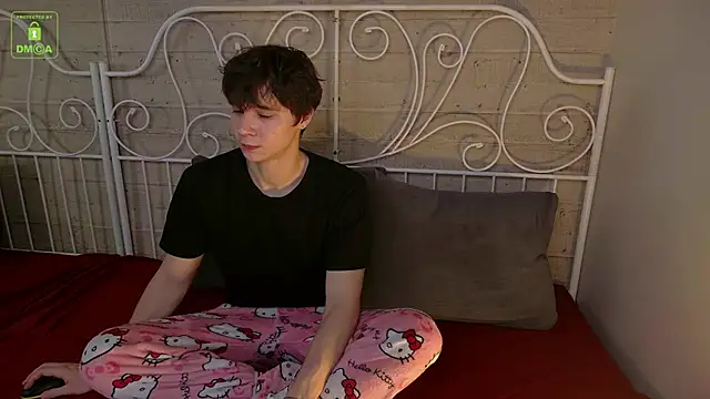 Snapshot of AnthonyHall chatting on 11.29.25 AnthonyHall online show from 11.29.25