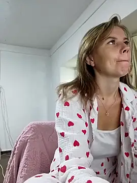 YOURLIKAA online show from 09.23.25