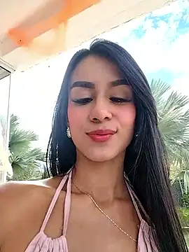 Juliana Xander online show from 11.06.25